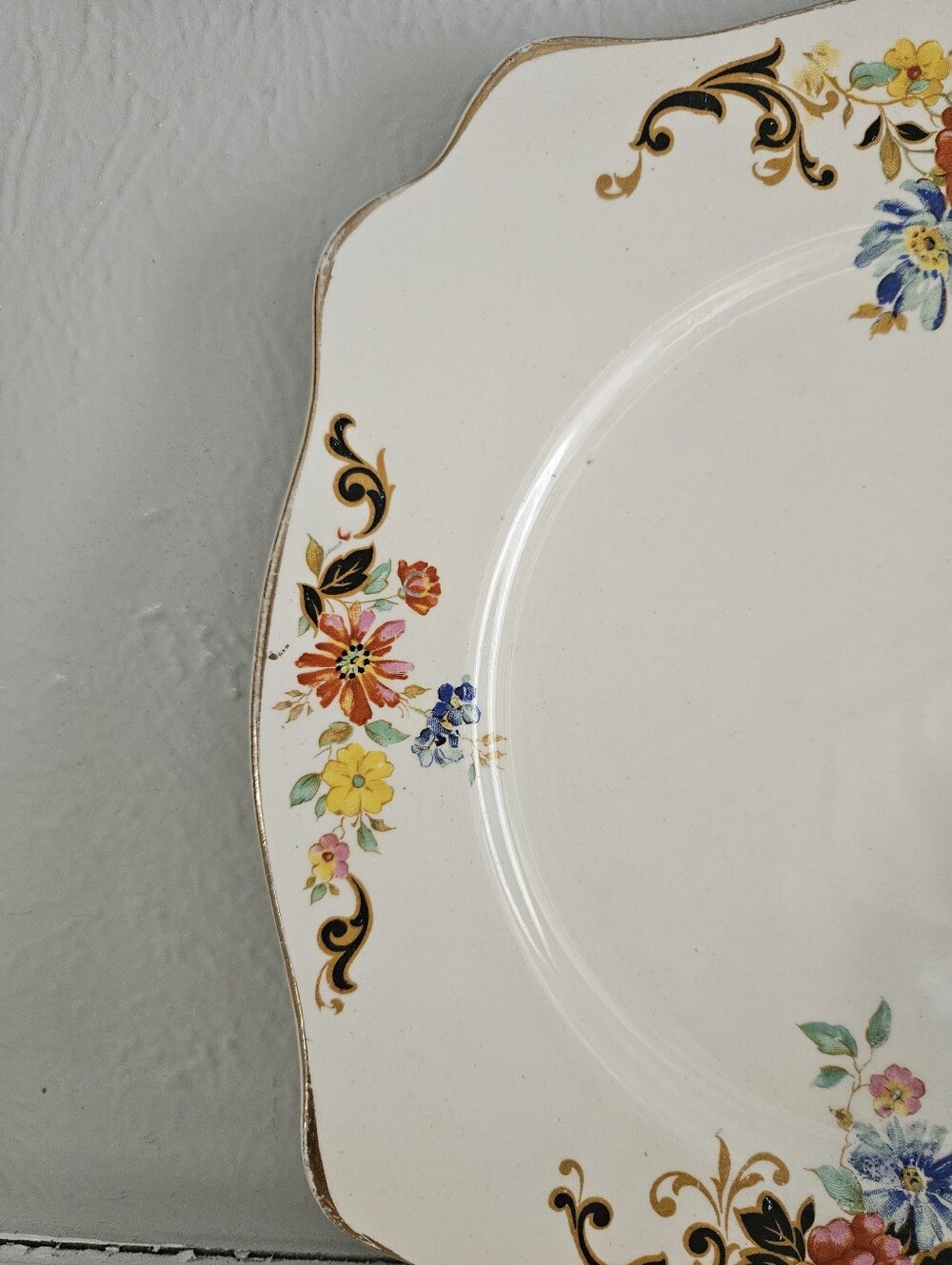 Vintage Royal Staffordshire Arthur J.Wilkinson Romney Floral Square Plate - Picture 2 of 7